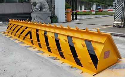 电动升降路障机厂家同质化源起何处