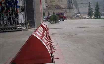 传统湖南路障机推动制造业